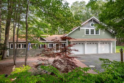 15 Loretta Lane York ME 03909