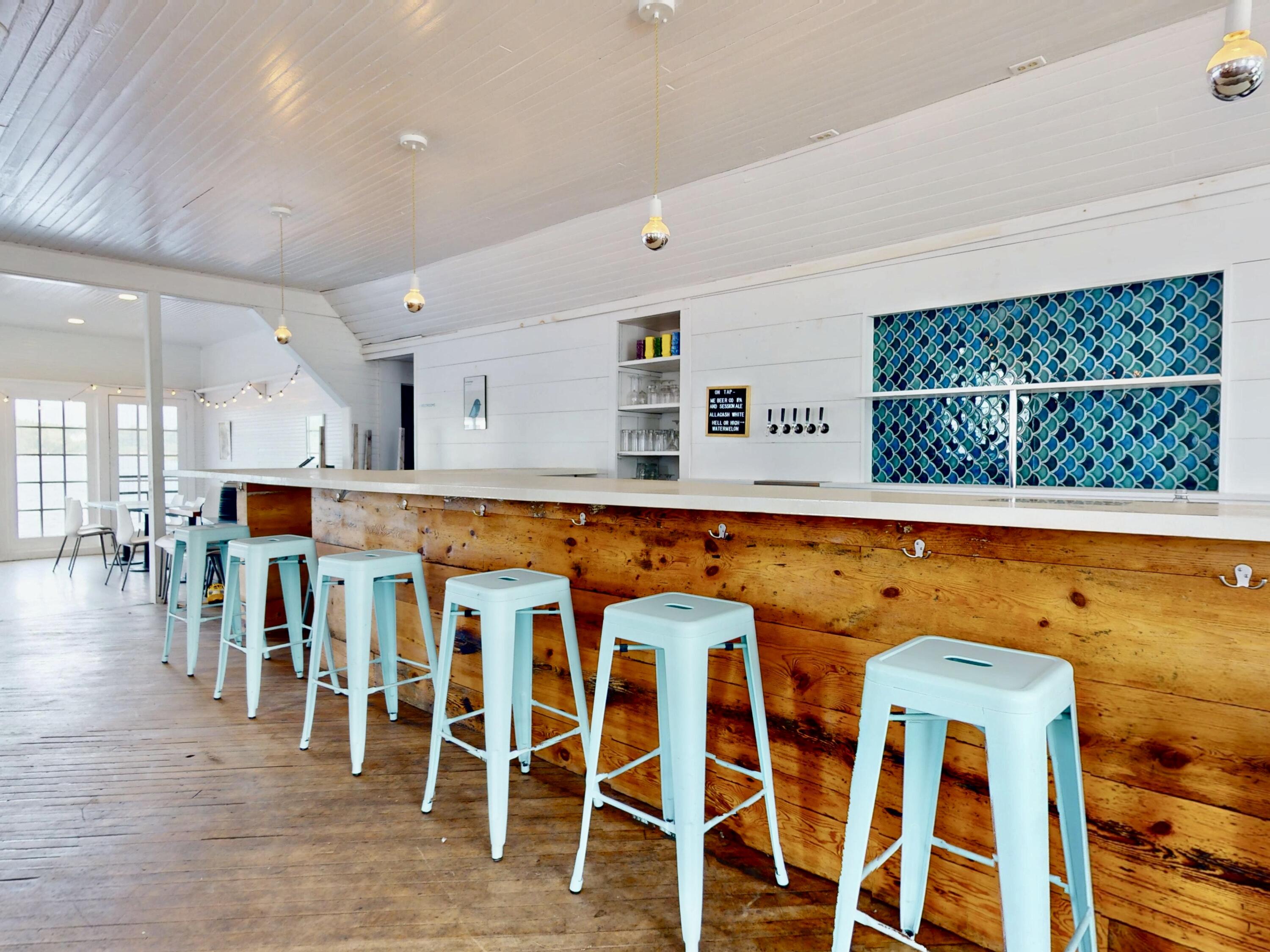 26 W Main Street Vinalhaven ME 04863