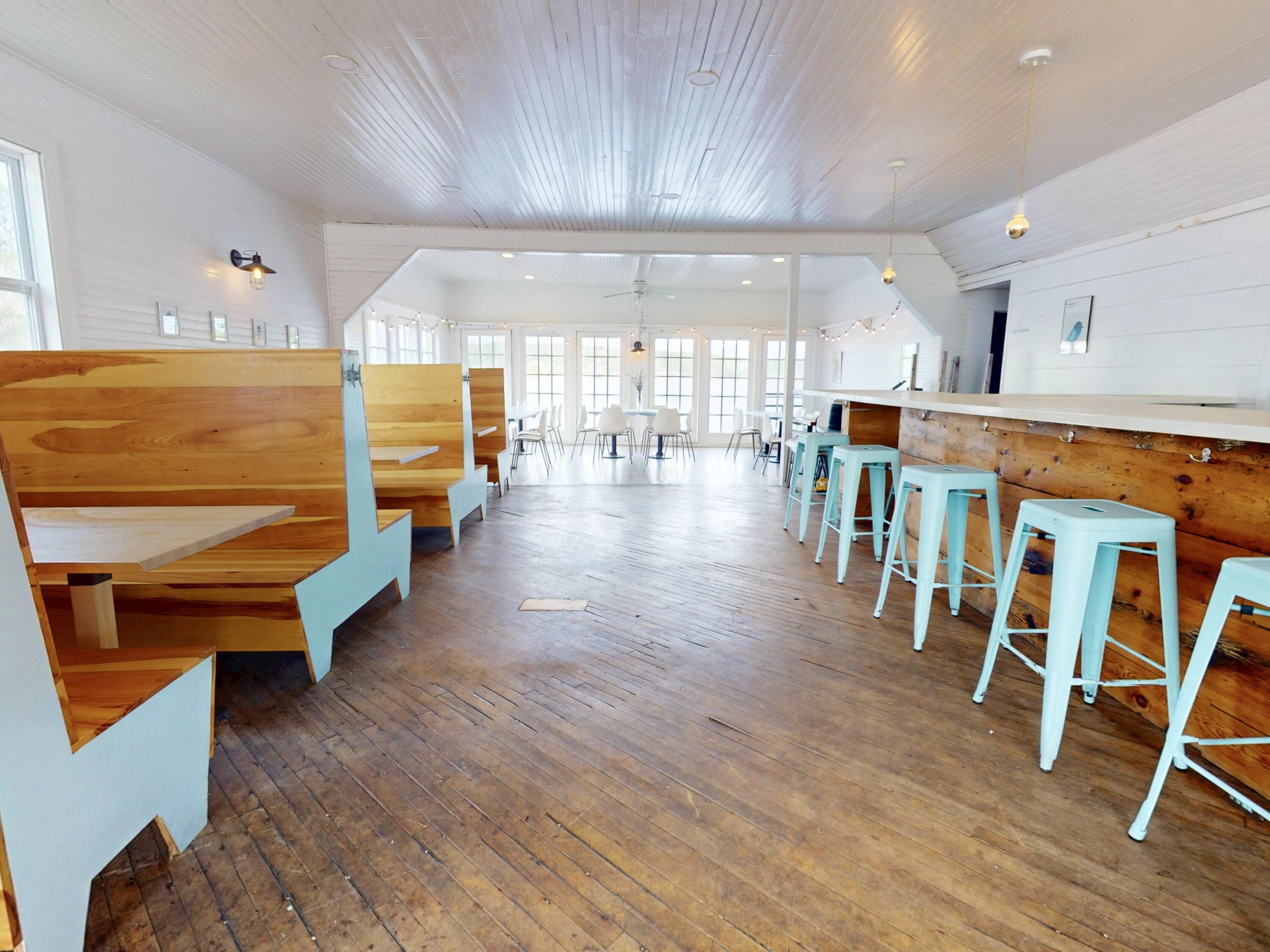 26 W Main Street Vinalhaven ME 04863