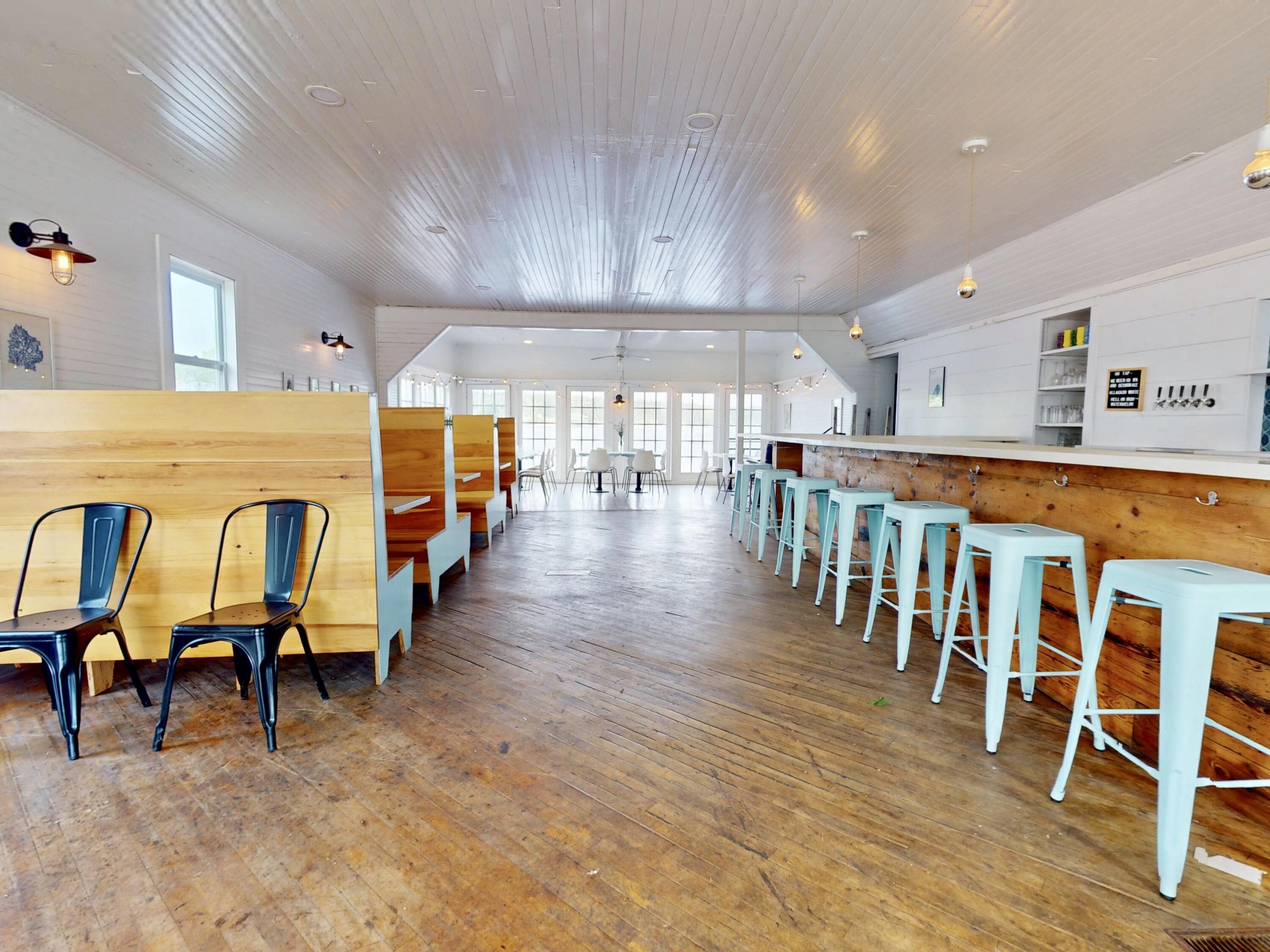 26 W Main Street Vinalhaven ME 04863