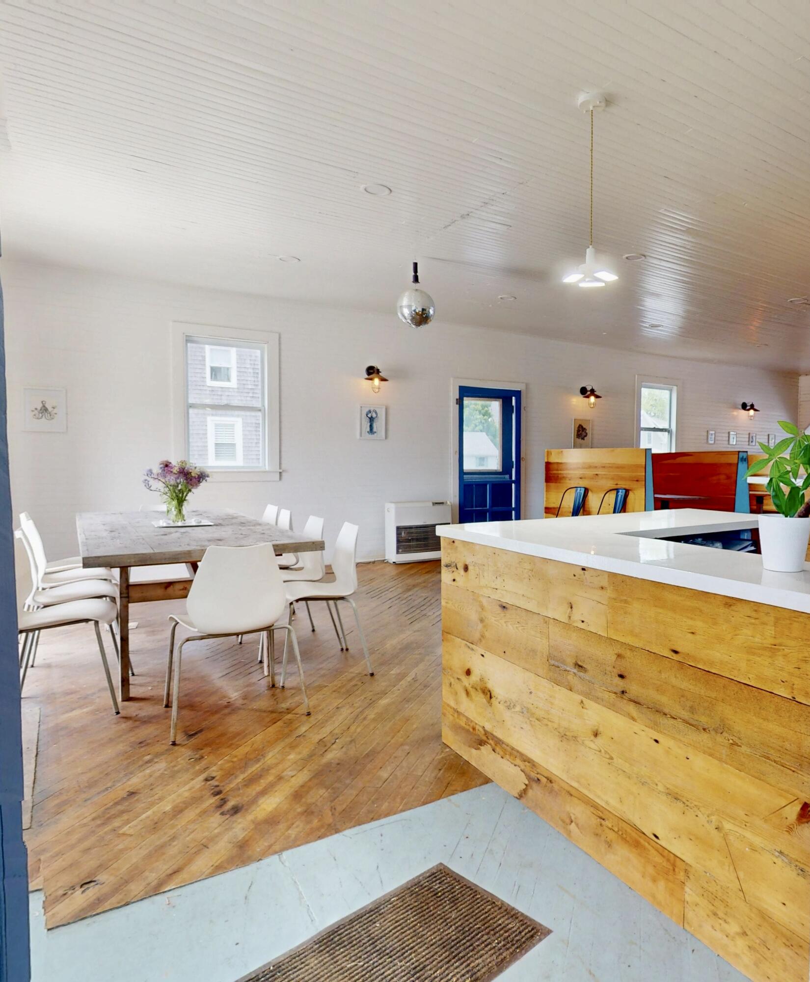 26 W Main Street Vinalhaven ME 04863