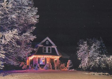 27 Turner Street Buckfield ME 04220