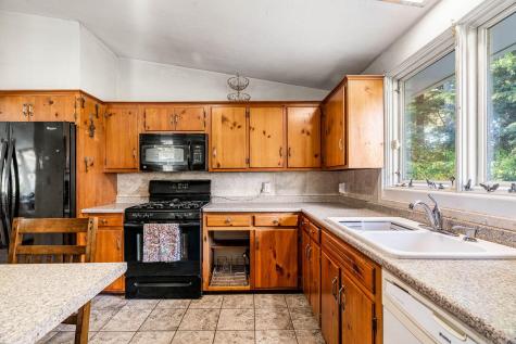 9 Green Street Sanford ME 04083