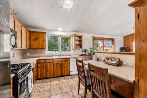 9 Green Street Sanford ME 04083