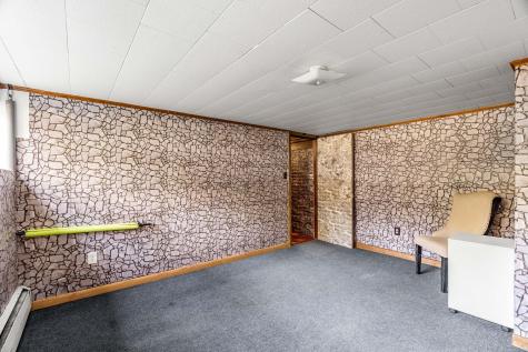 9 Green Street Sanford ME 04083