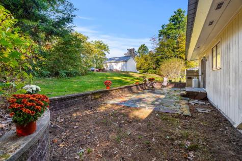 9 Green Street Sanford ME 04083