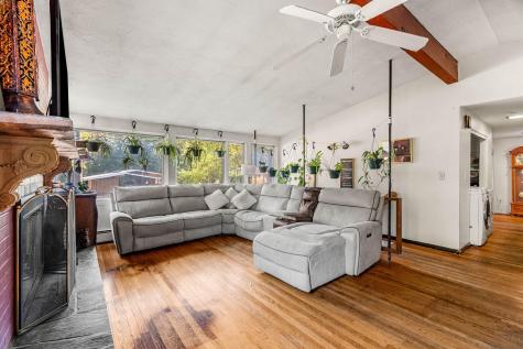 9 Green Street Sanford ME 04083