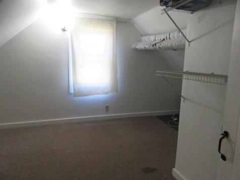 12 Dean Drive Oxford ME 04270