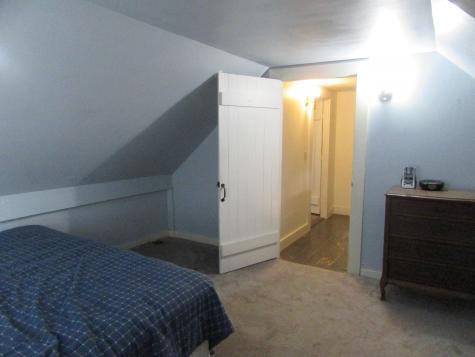 12 Dean Drive Oxford ME 04270