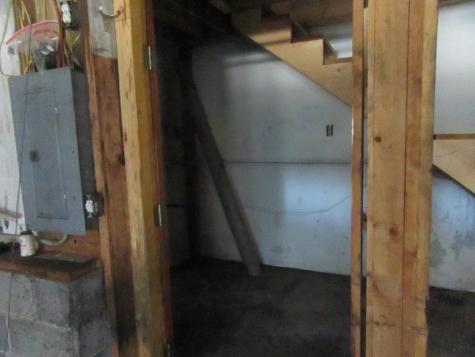 12 Dean Drive Oxford ME 04270