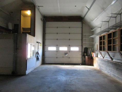 12 Dean Drive Oxford ME 04270