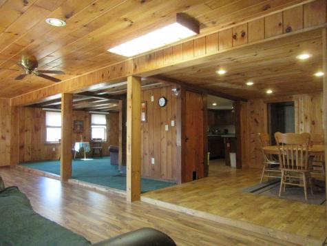12 Dean Drive Oxford ME 04270