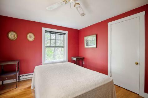 94 Narragansett Street Gorham ME 04038