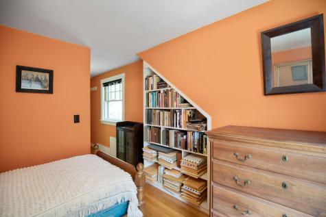 94 Narragansett Street Gorham ME 04038