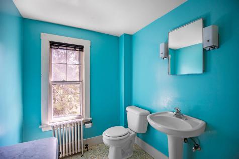 94 Narragansett Street Gorham ME 04038