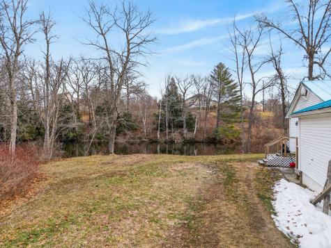88 County Road Oakland ME 04963