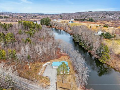 88 County Road Oakland ME 04963