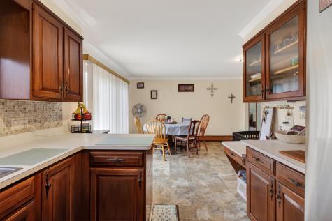 88 County Road Oakland ME 04963
