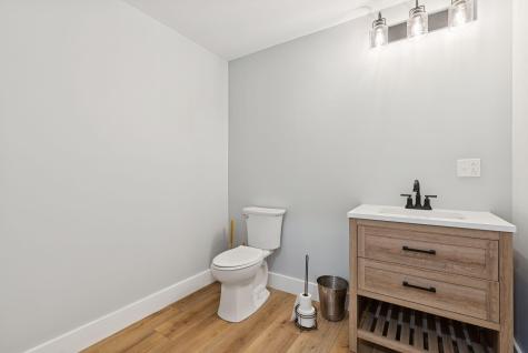 90 Macomber Road Readfield ME 04355