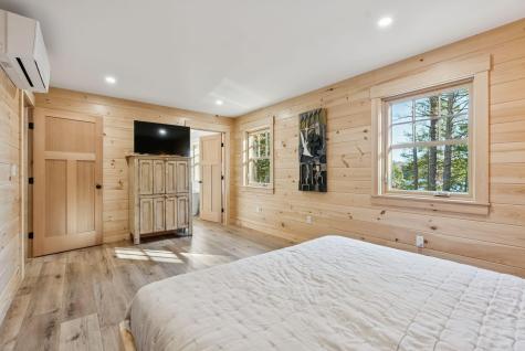 90 Macomber Road Readfield ME 04355