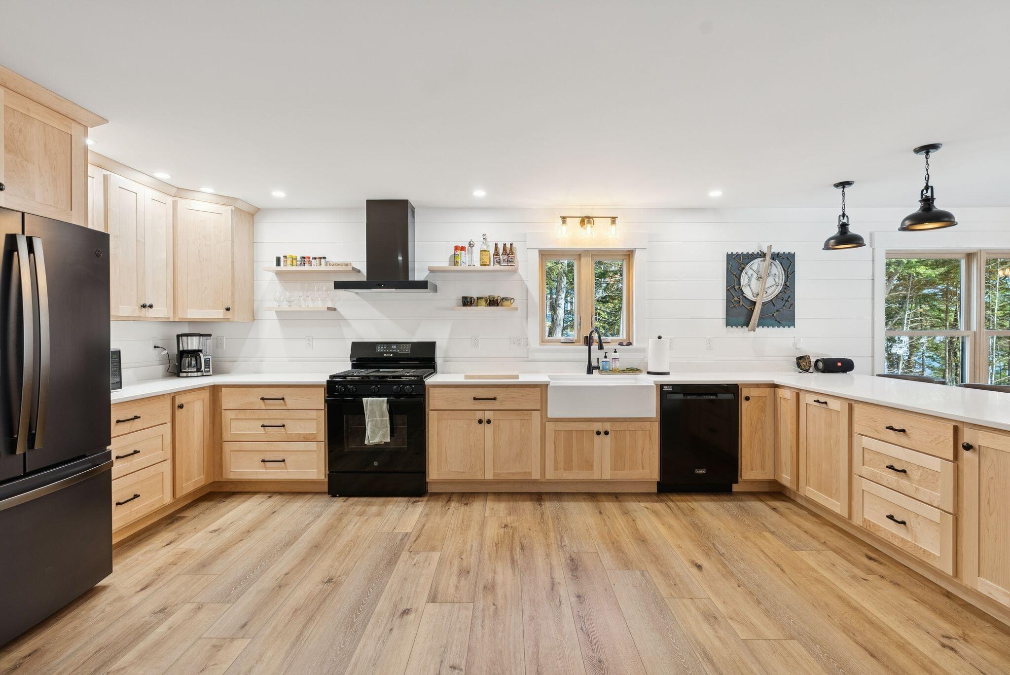 90 Macomber Road Readfield ME 04355