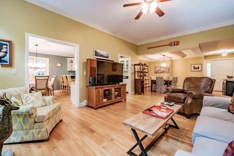 123 Roaring Brook Road Portland ME 04103