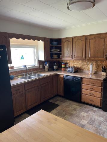 15 Patrick Street Skowhegan ME 04976