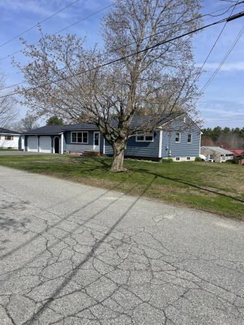 15 Patrick Street Skowhegan ME 04976