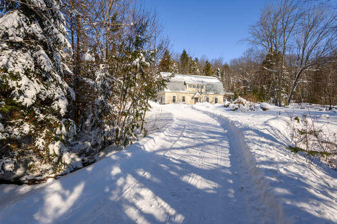 829 Center Minot Hill Road Minot ME 04258