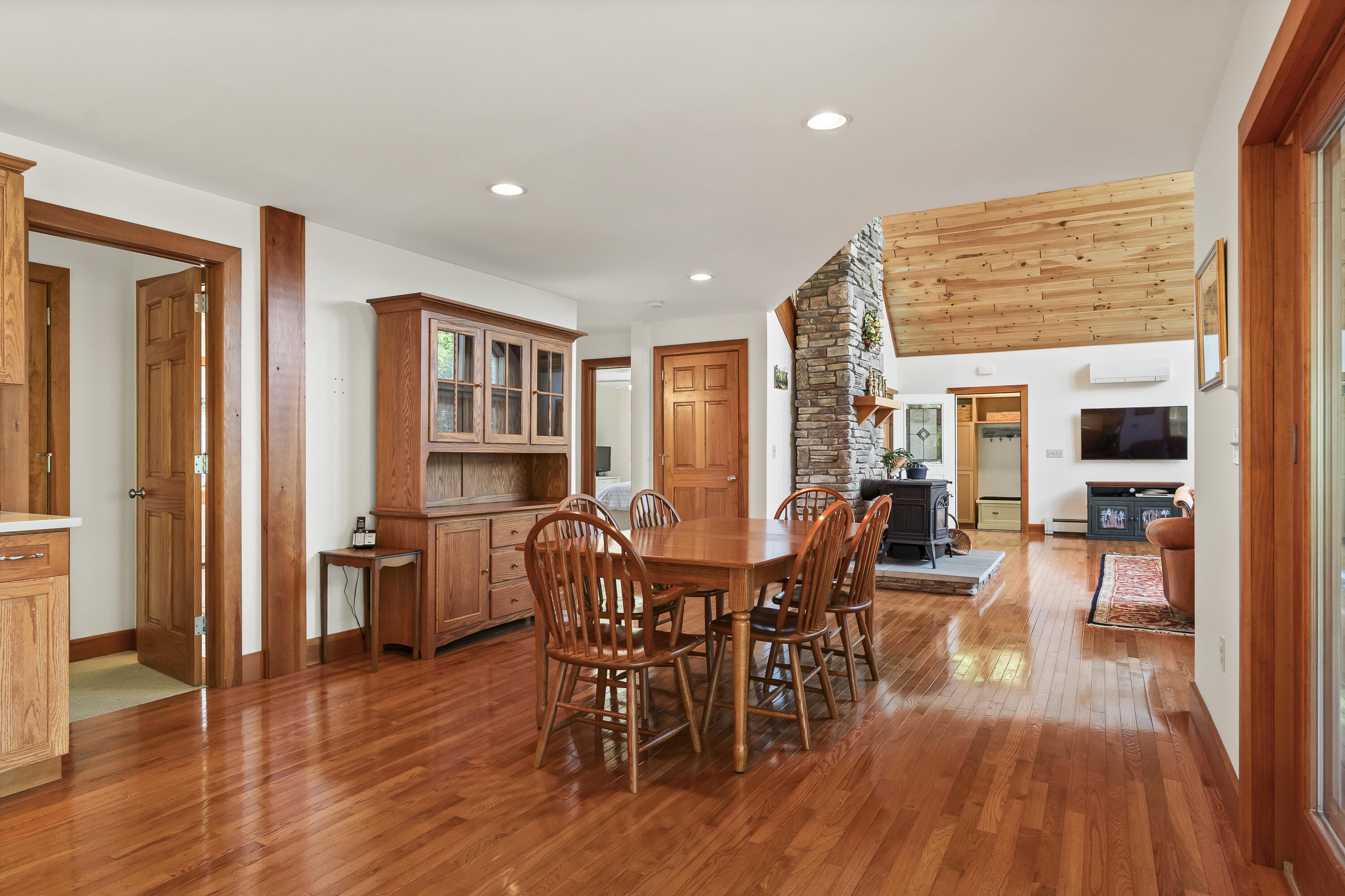 86 Firth Drive Boothbay ME 04537