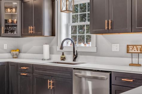 81 Fowler Road Hampden ME 04444