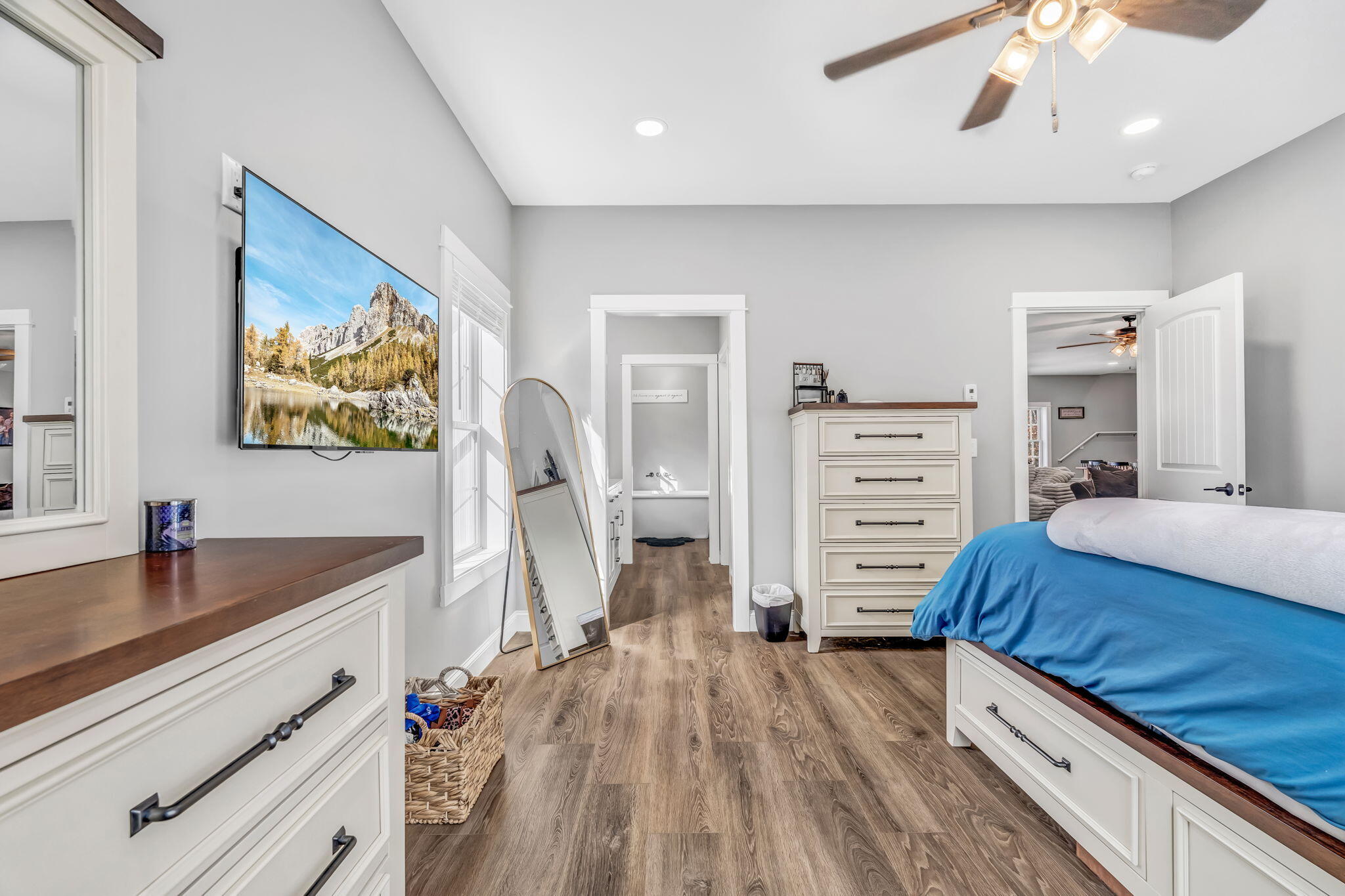 81 Fowler Road Hampden ME 04444