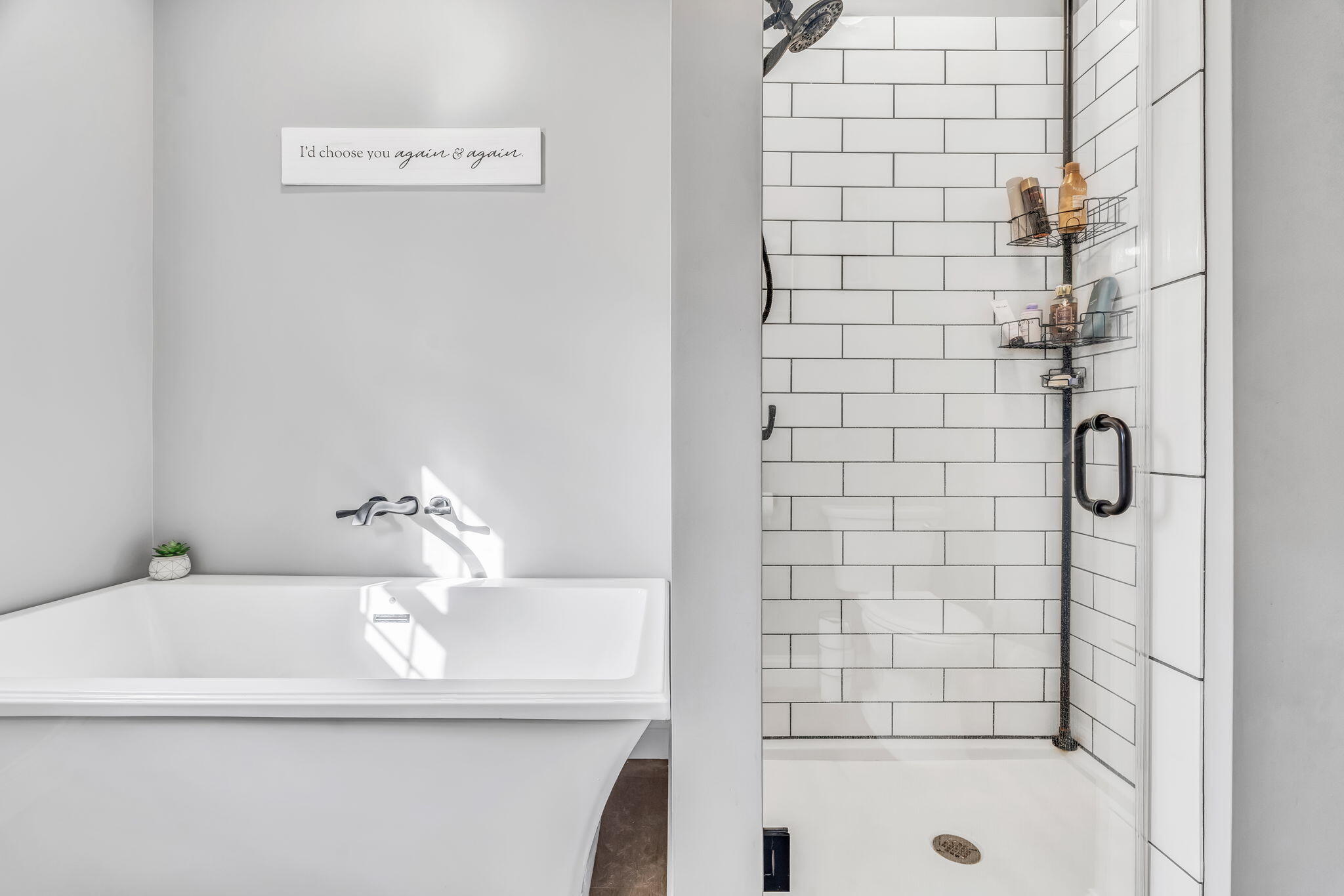 81 Fowler Road Hampden ME 04444