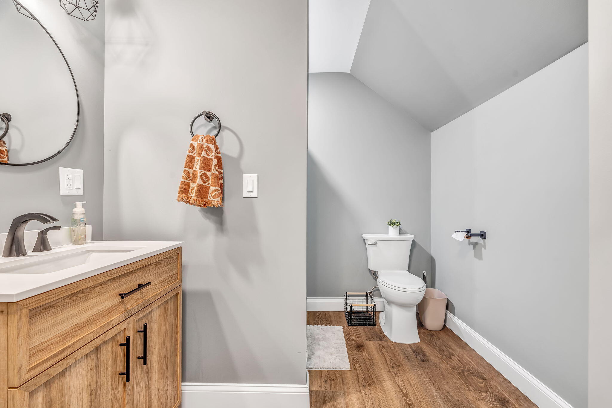 81 Fowler Road Hampden ME 04444