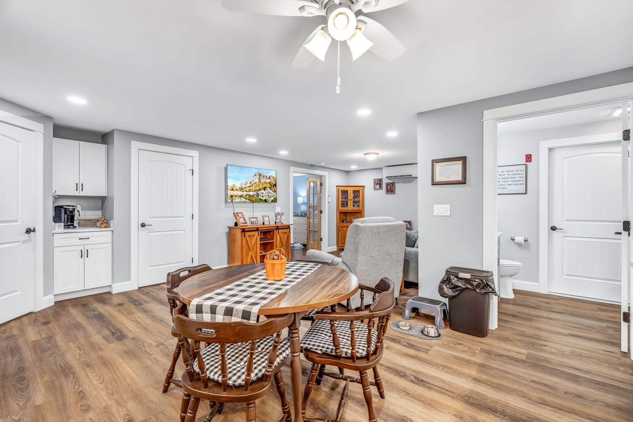 81 Fowler Road Hampden ME 04444