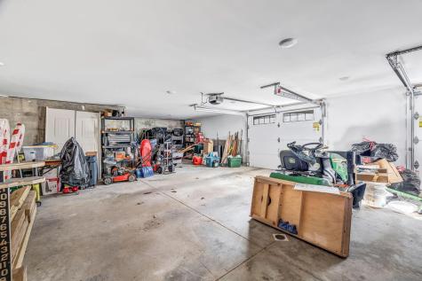 81 Fowler Road Hampden ME 04444