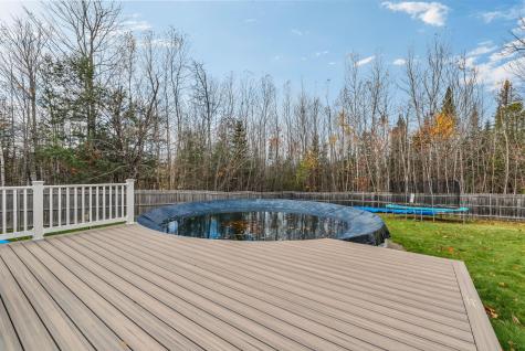 81 Fowler Road Hampden ME 04444