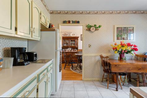 30 Plains Road Poland ME 04274