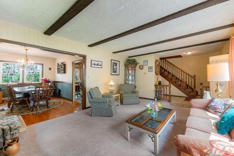 30 Plains Road Poland ME 04274