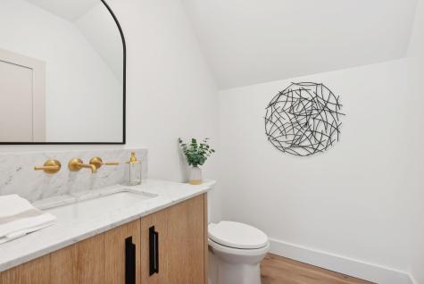 353 Pool Street Biddeford ME 04005