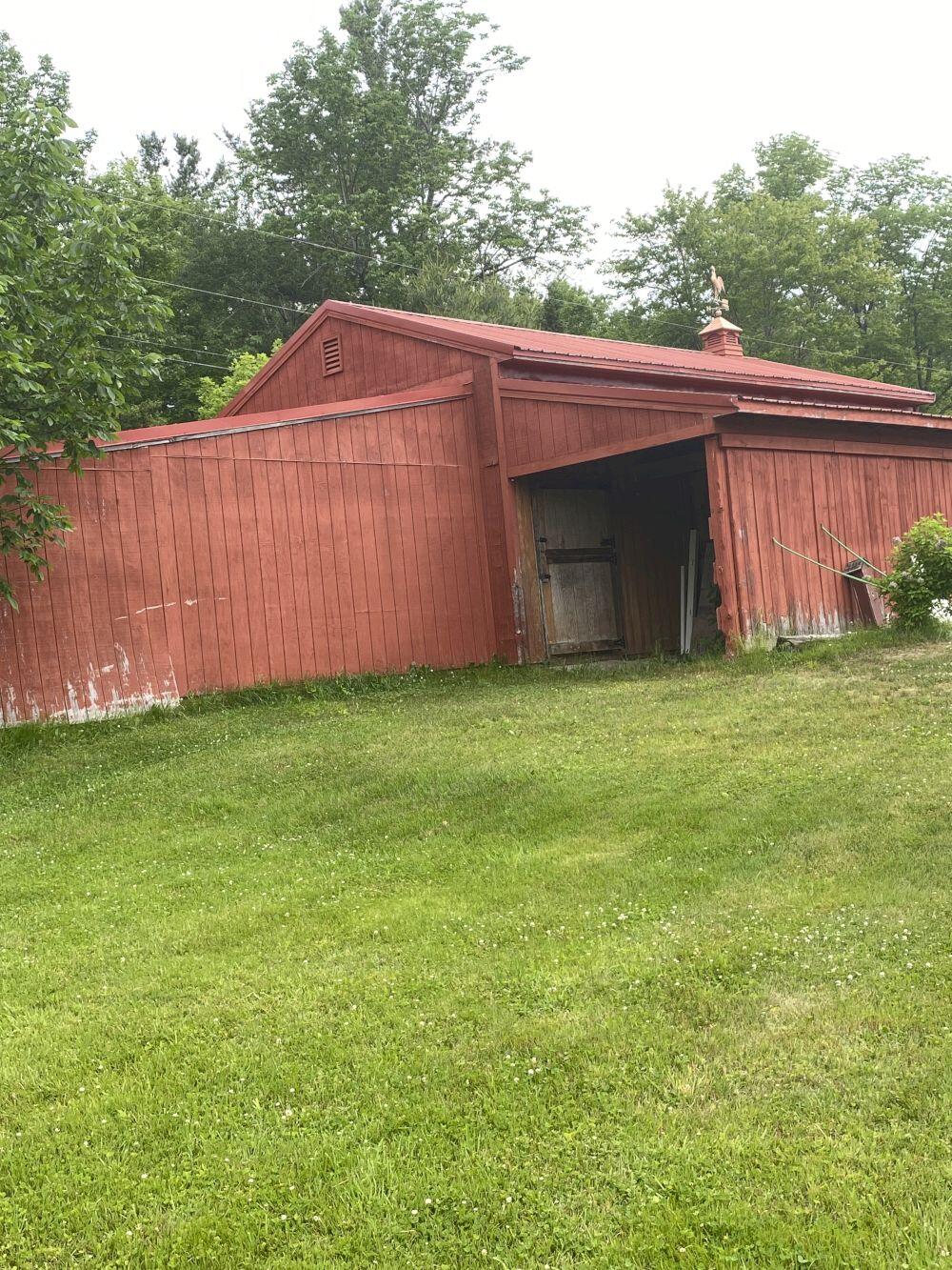 15 Kincaid Road Madison ME 04950