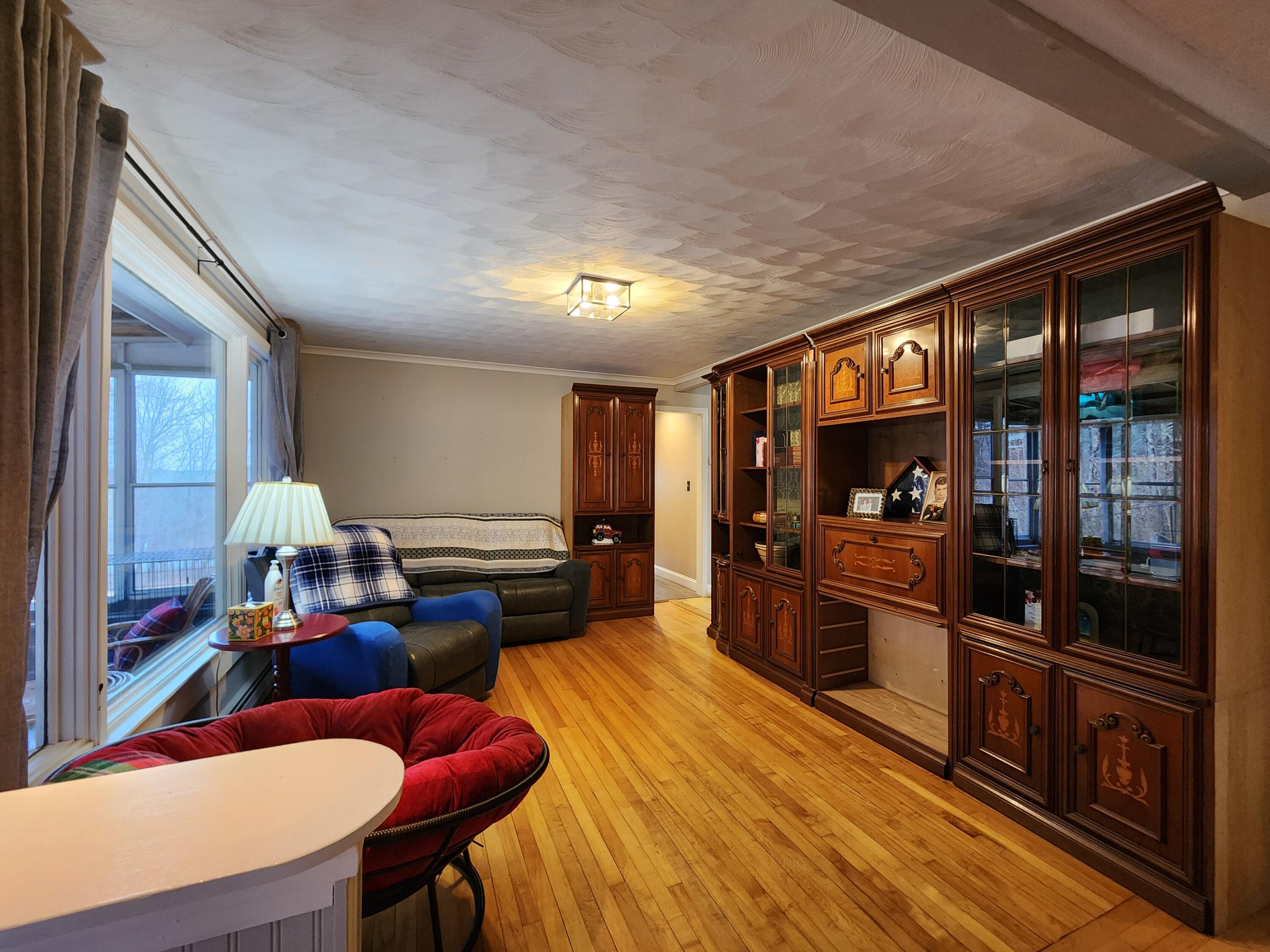 571 Eastern Avenue Augusta ME 04330