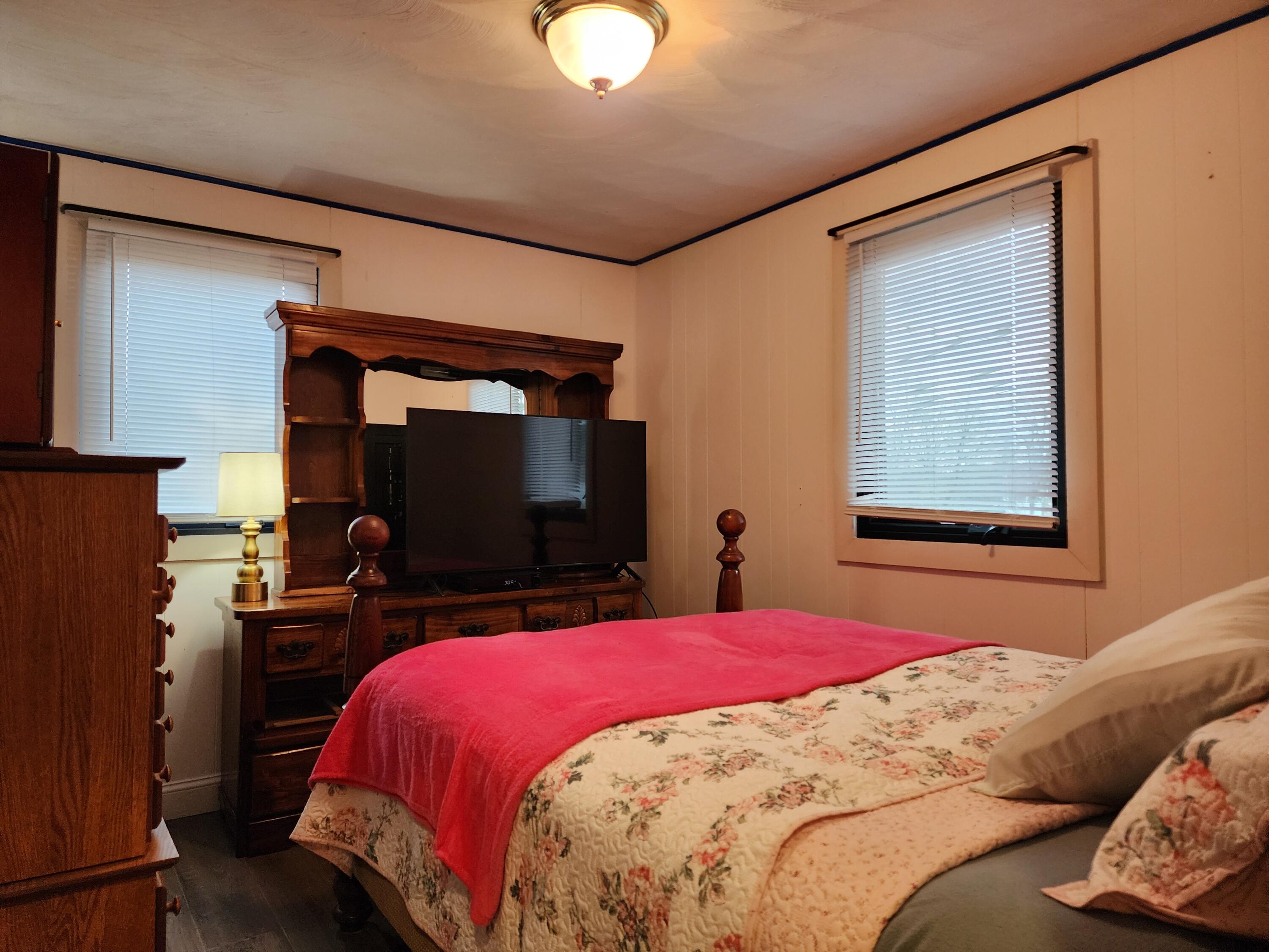 571 Eastern Avenue Augusta ME 04330