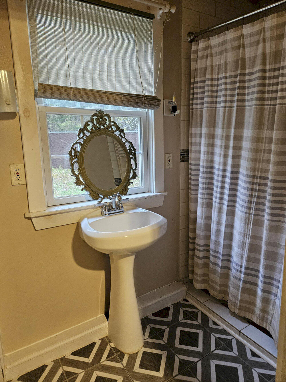 40 Peeks Hill Road Athens ME 04912
