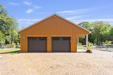 12 Peter Robin Way Freeport ME 04032