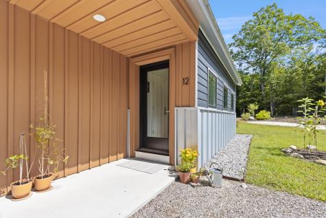 12 Peter Robin Way Freeport ME 04032