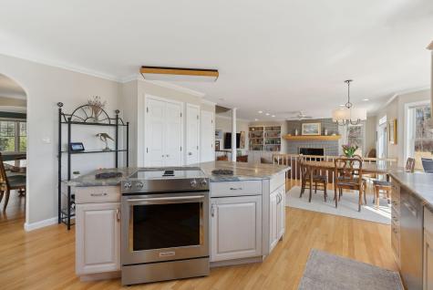 121 Old Pennellville Road Brunswick ME 04011