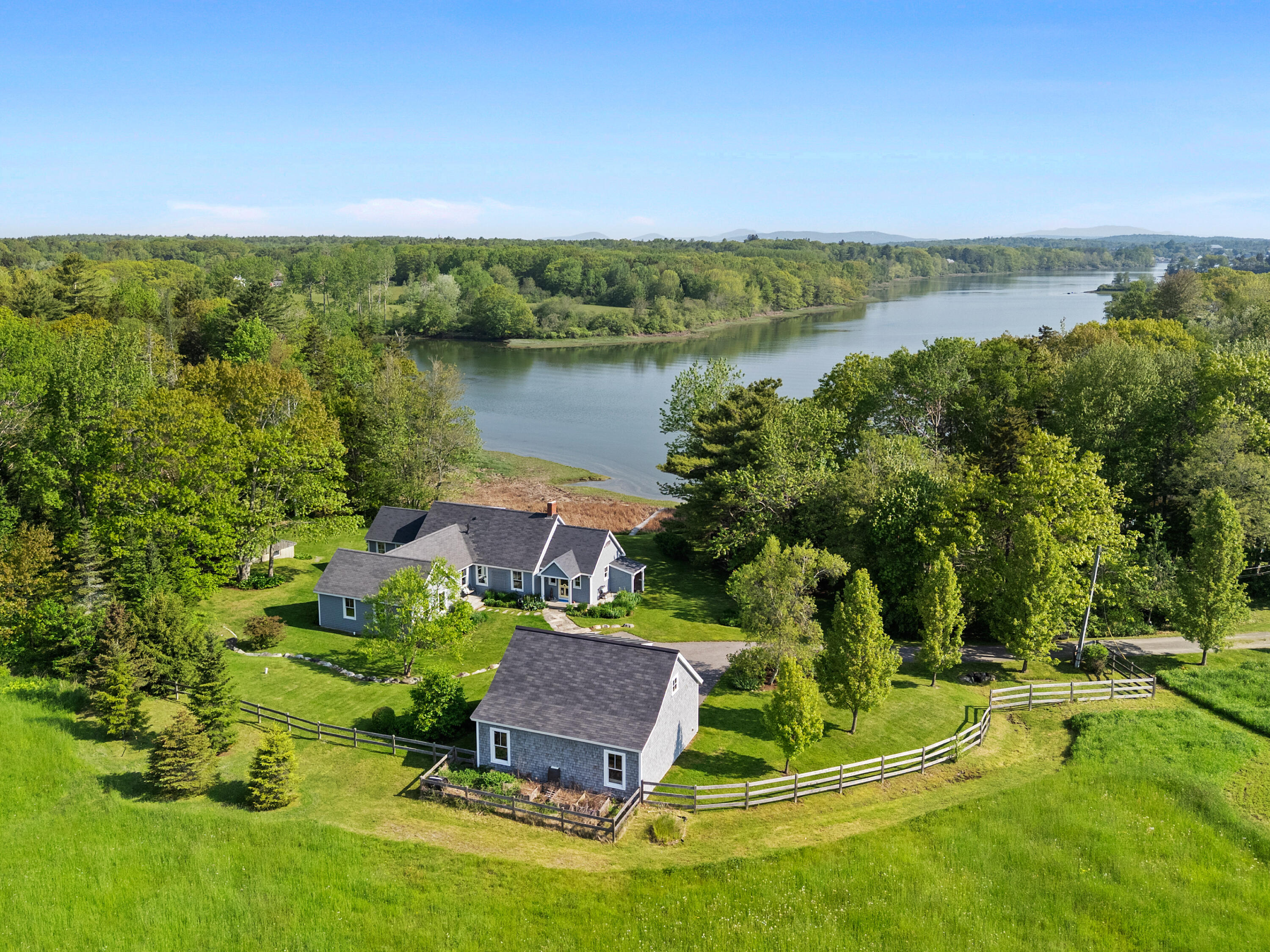 17 Spring Street South Thomaston ME 04858