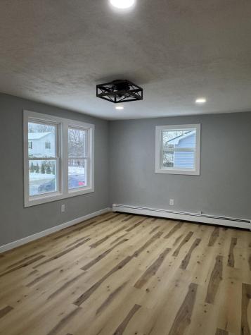 6 Phillip Street Scarborough ME 04074