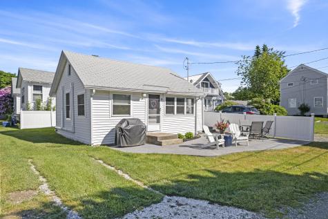 4 Richmond Street York ME 03909